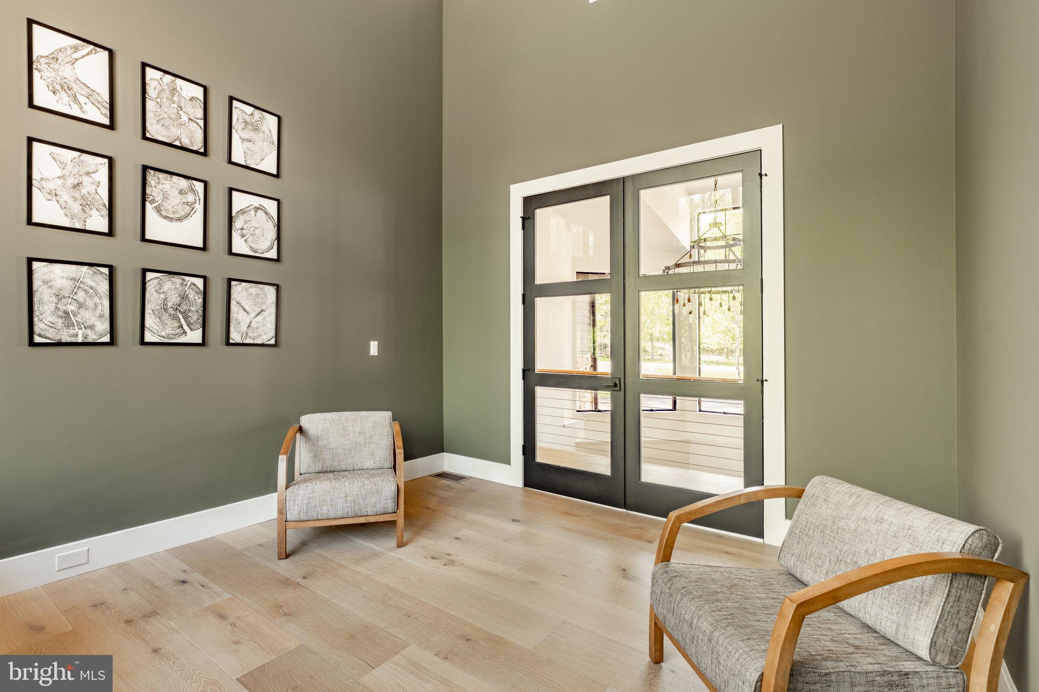 422 MOUNTAINTOP ROAD