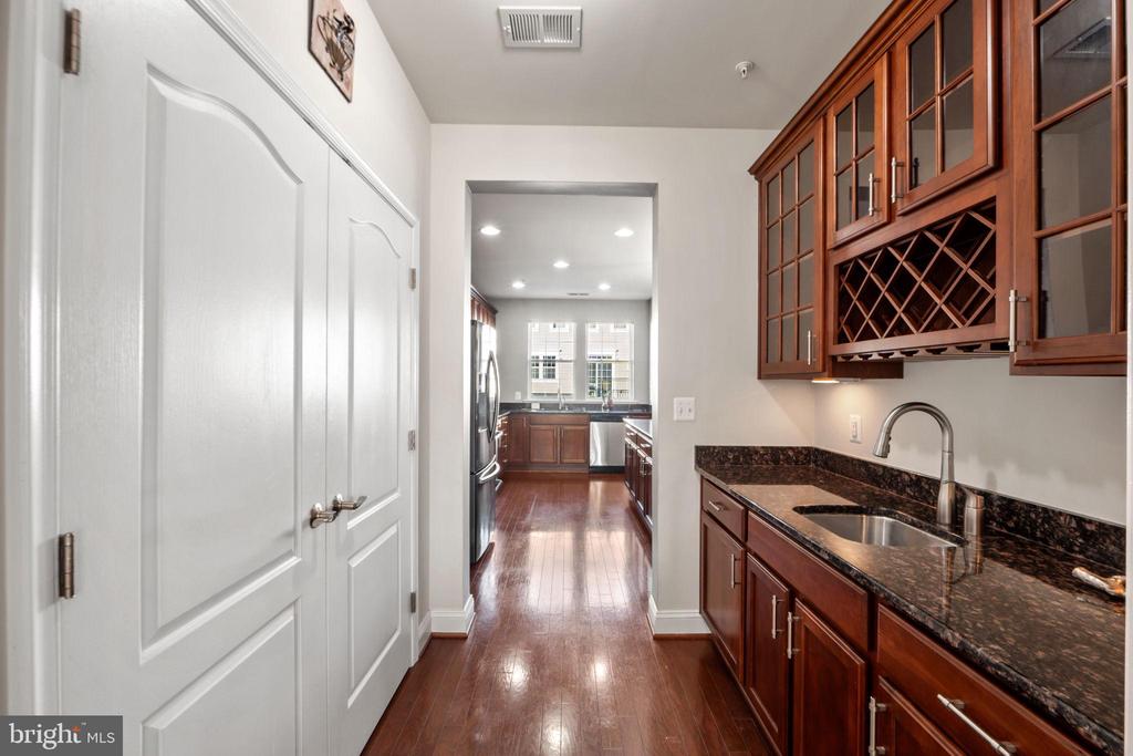 7676 MAPLE LAWN BOULEVARD 2