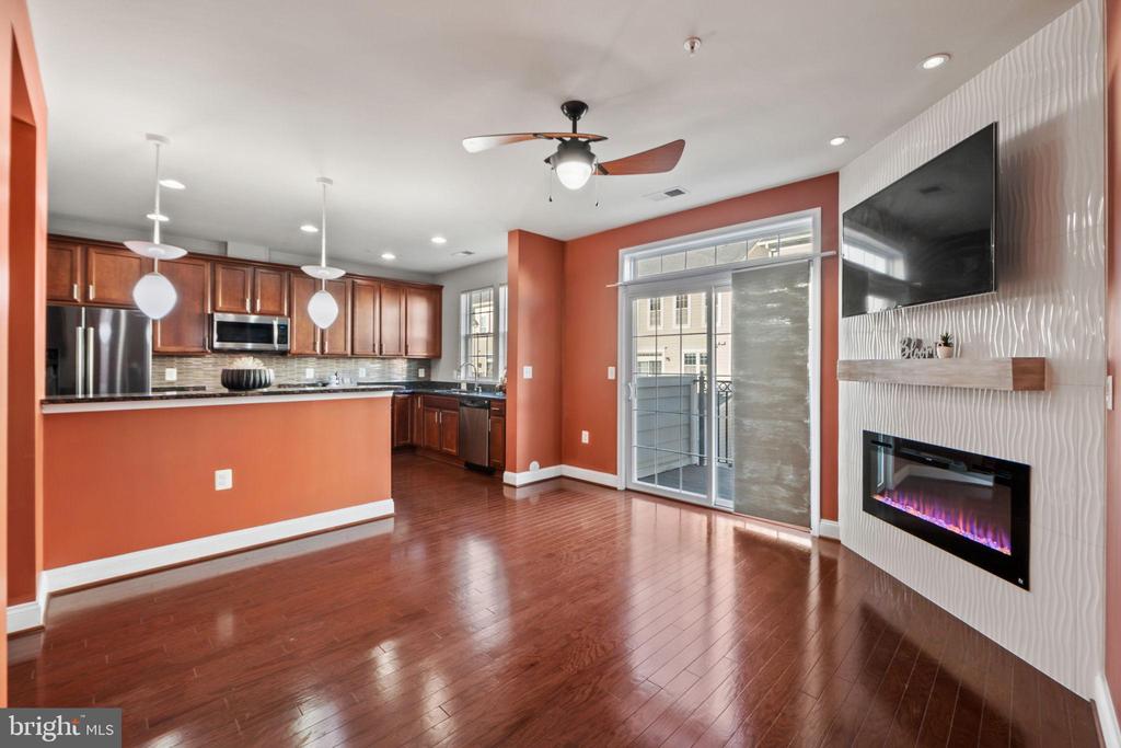 7676 MAPLE LAWN BOULEVARD 2