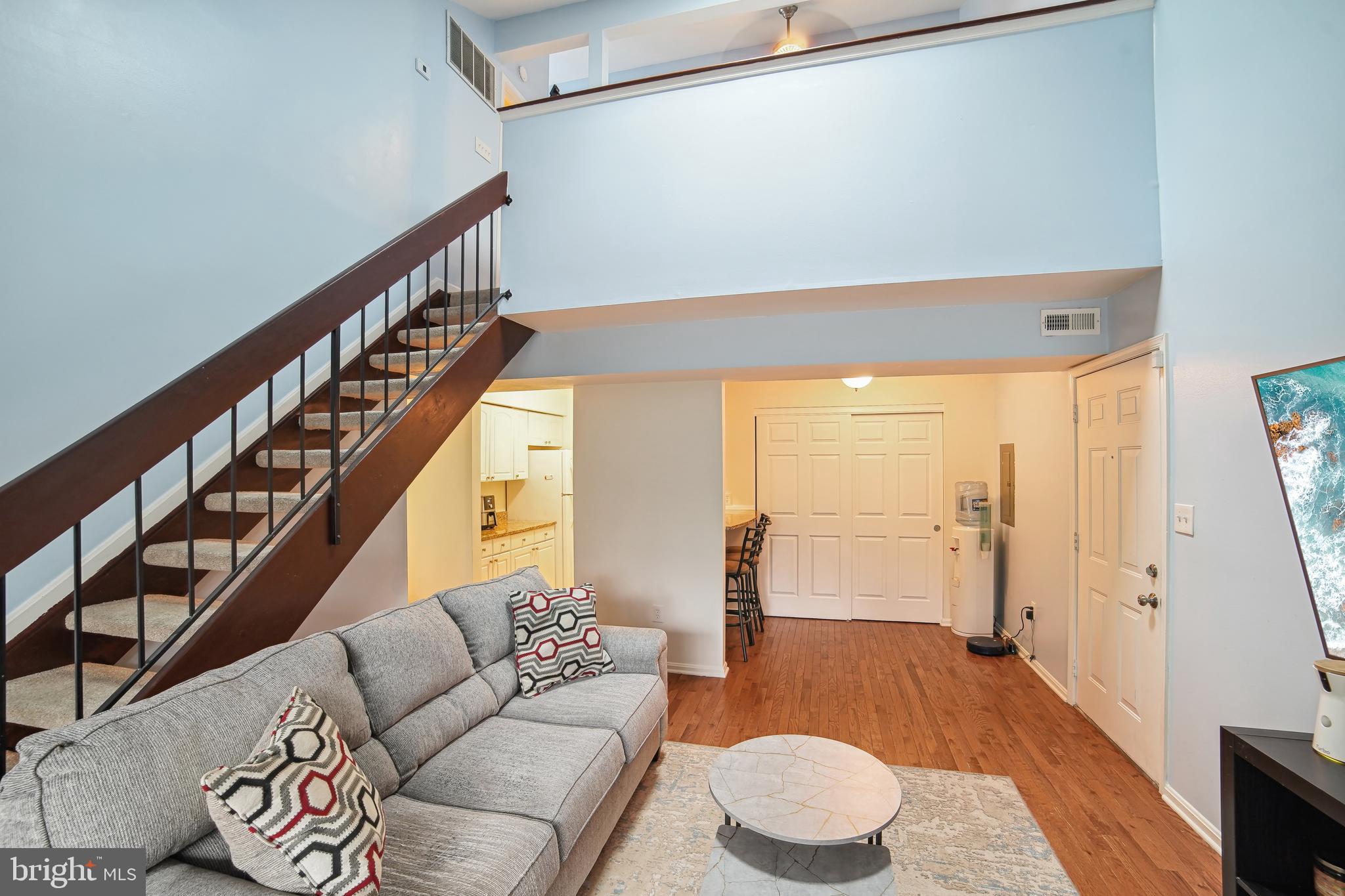 1601 CARRIAGE HOUSE TERRACE H