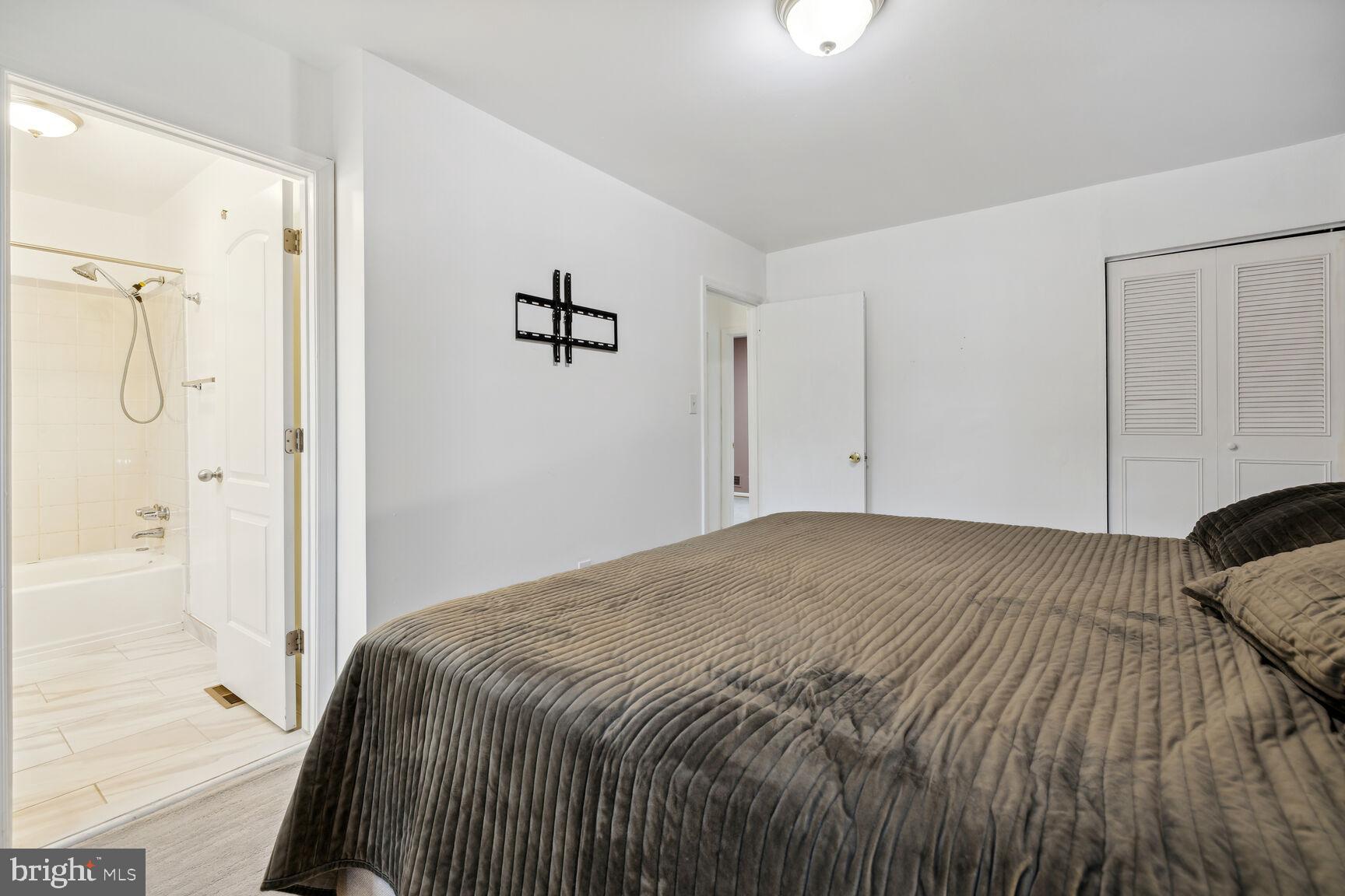30 HIBISCUS COURT 14