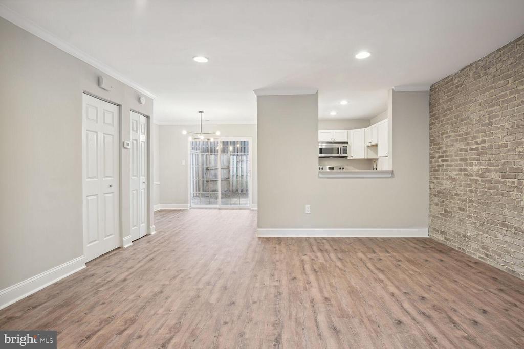 11445 STONEY POINT PLACE