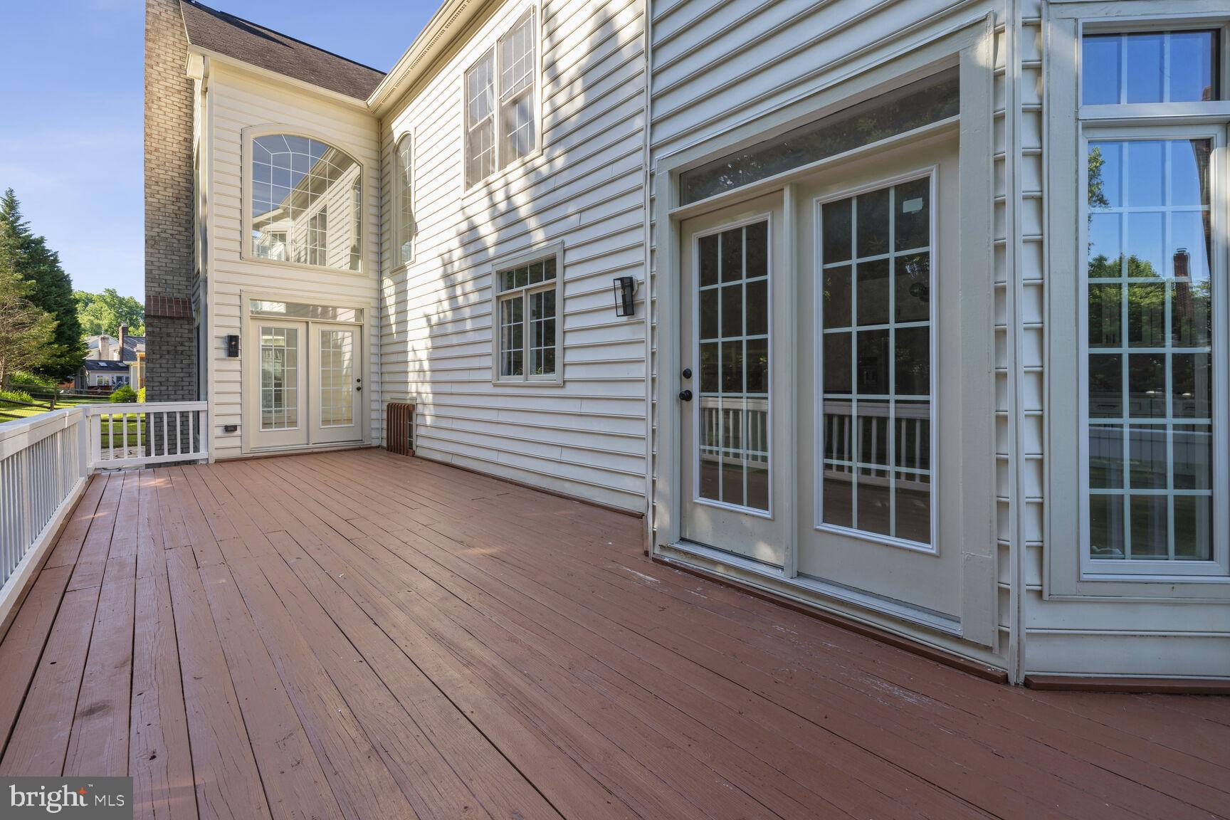 9909 BALD CYPRESS DRIVE