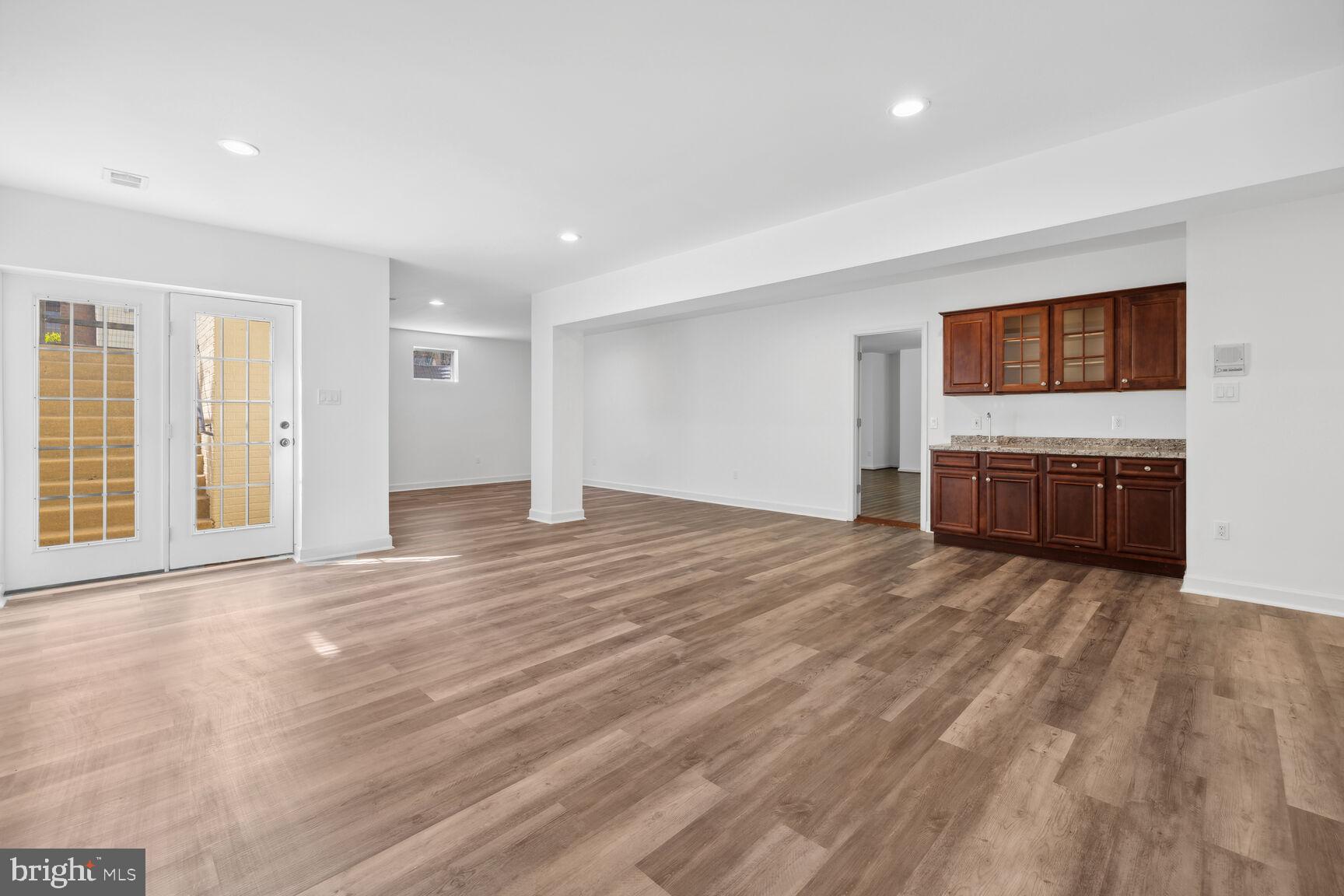 9909 BALD CYPRESS DRIVE