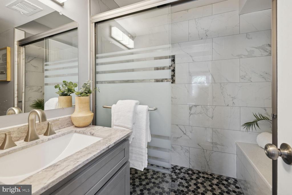 11608 LUCRECE TERRACE