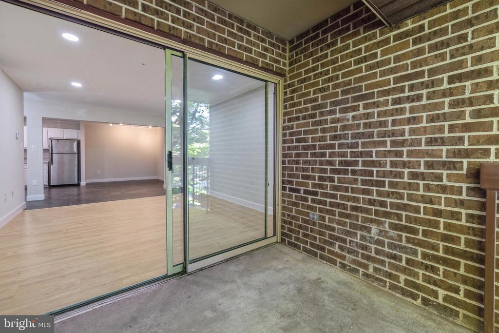 18503 SWEET AUTUMN DRIVE 301