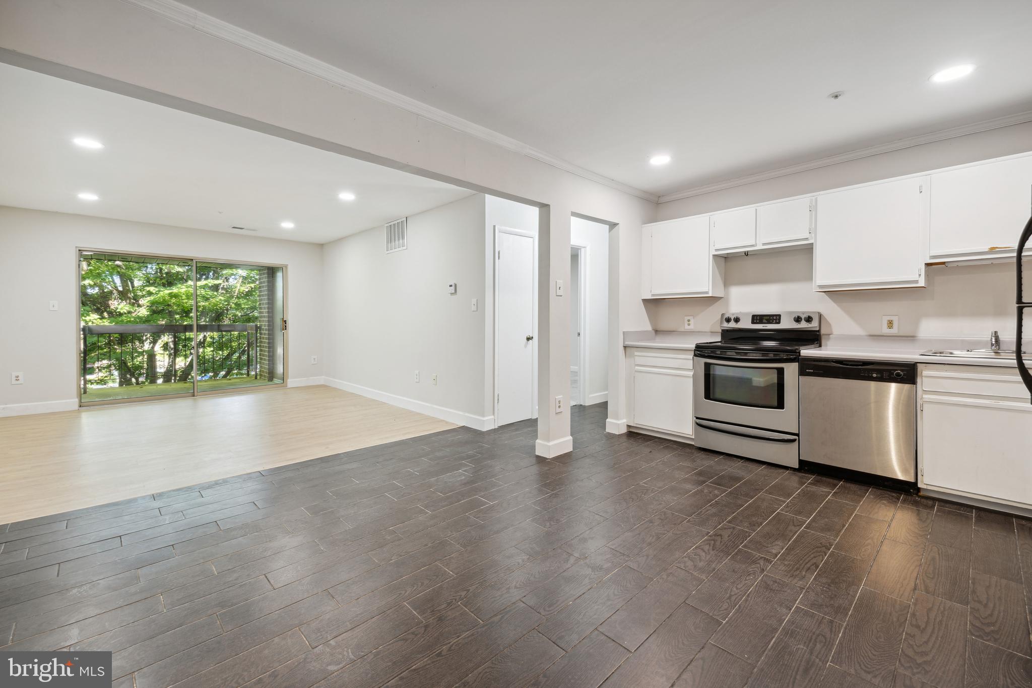 18503 SWEET AUTUMN DRIVE 301