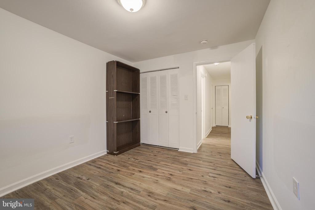 18734 WALKERS CHOICE ROAD 3