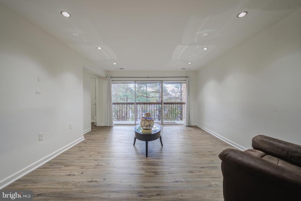 18734 WALKERS CHOICE ROAD 3