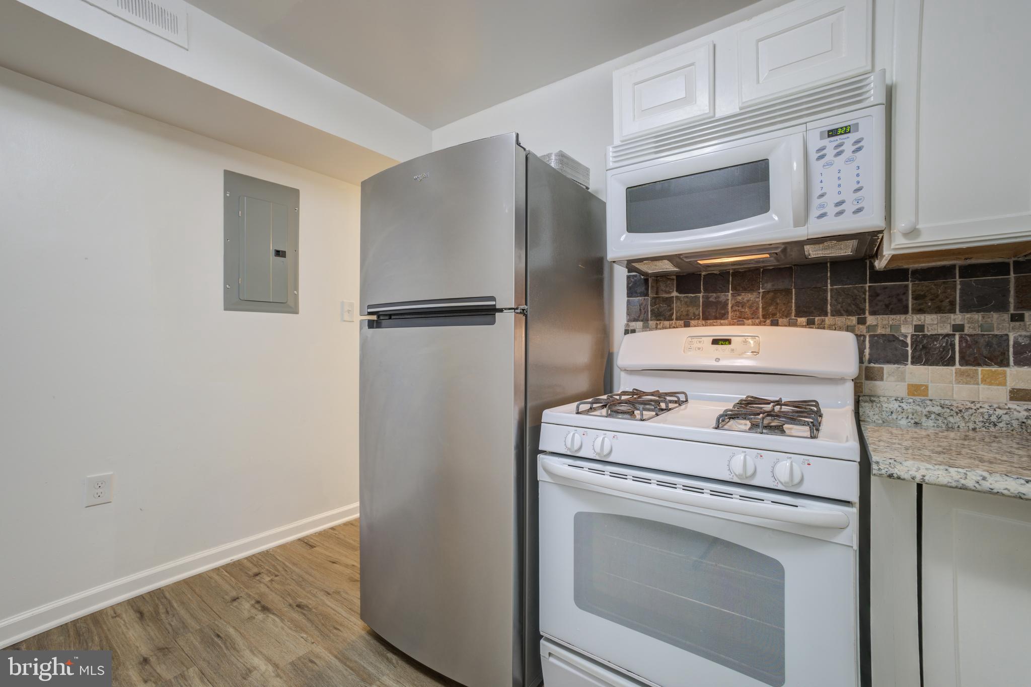 18734 WALKERS CHOICE ROAD 3