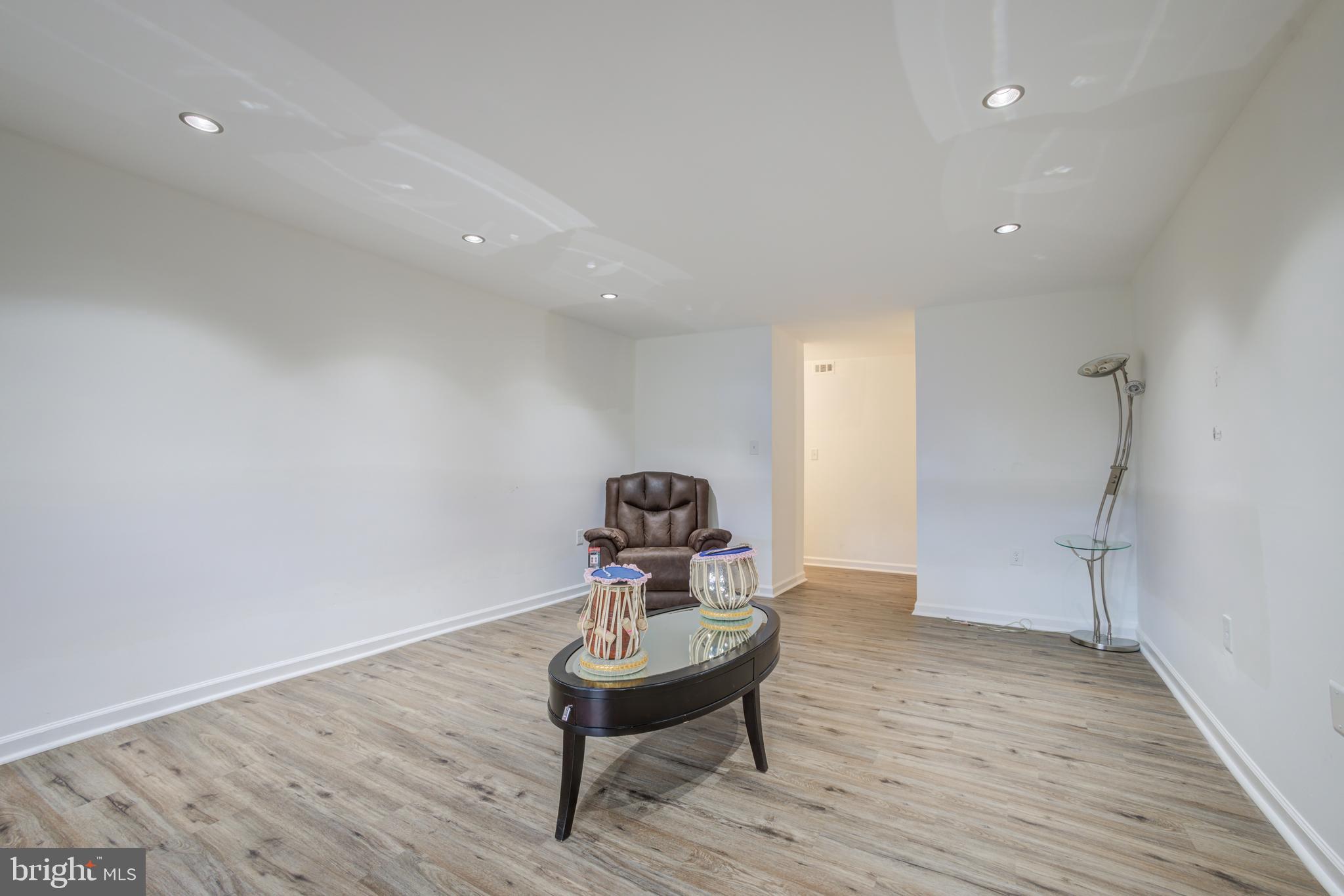 18734 WALKERS CHOICE ROAD 3