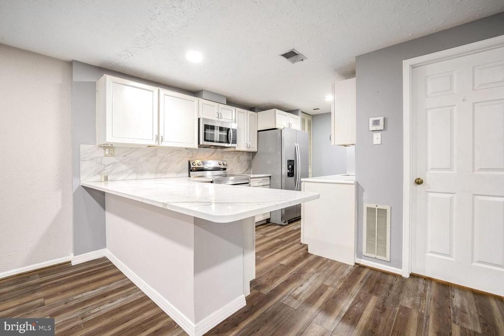 13335 WHITECHURCH CIRCLE