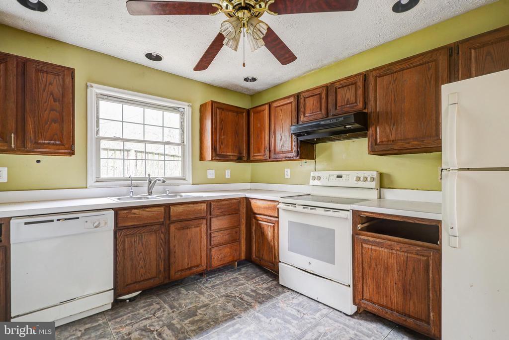 11604 QUEEN NICOLE TERRACE
