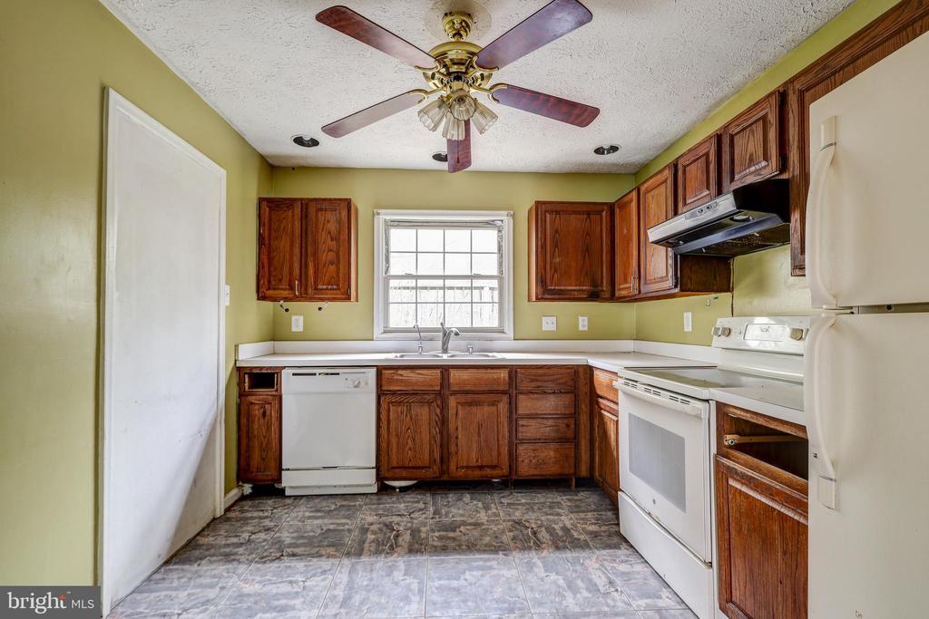 11604 QUEEN NICOLE TERRACE