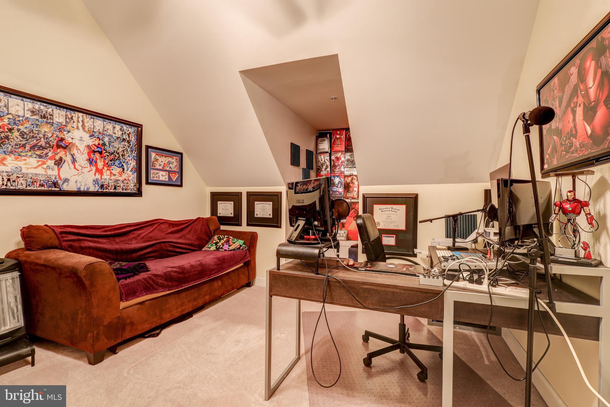 648 ORCHARD RIDGE DRIVE 200