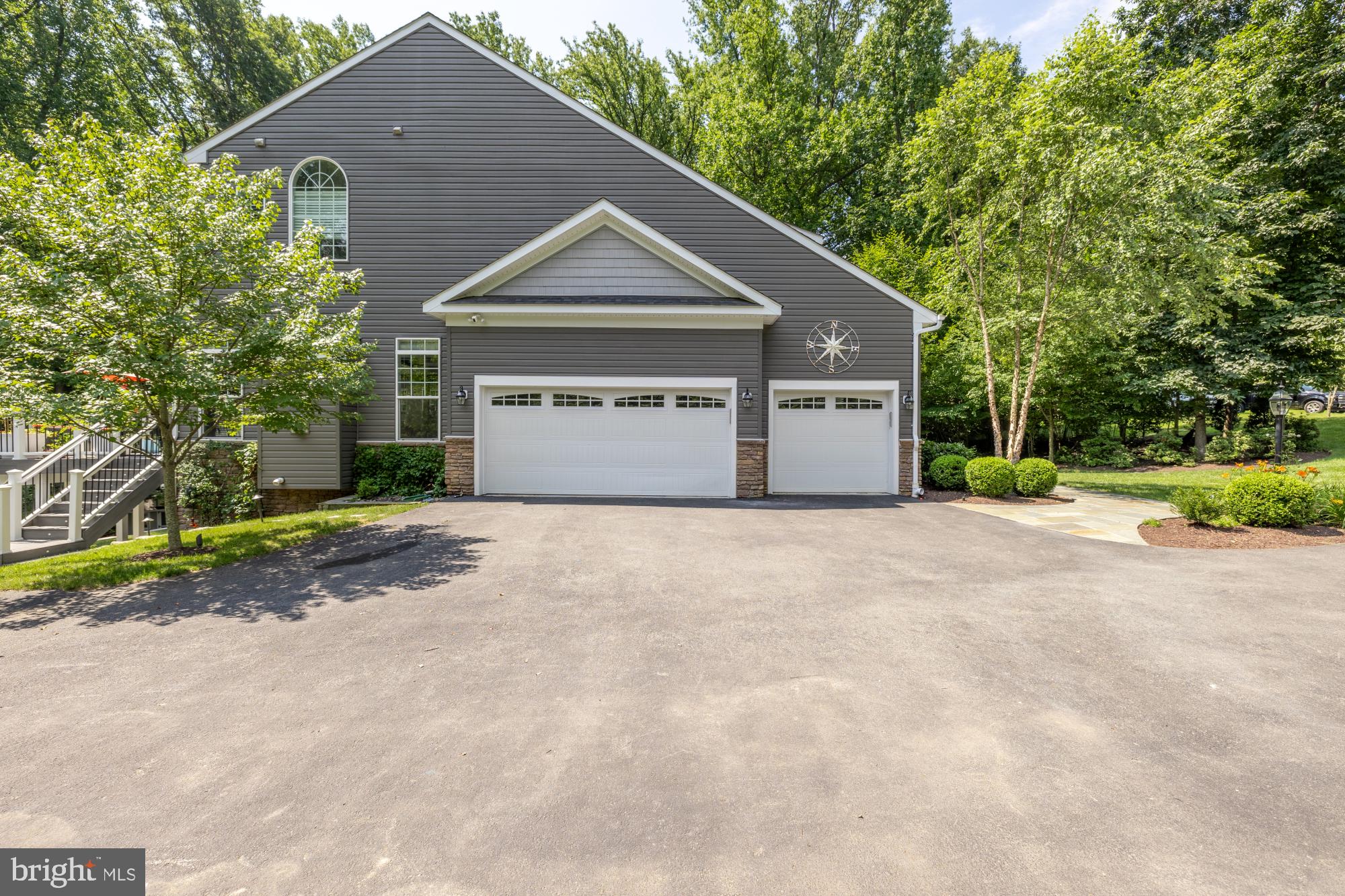 15931 WOODS CENTER ROAD