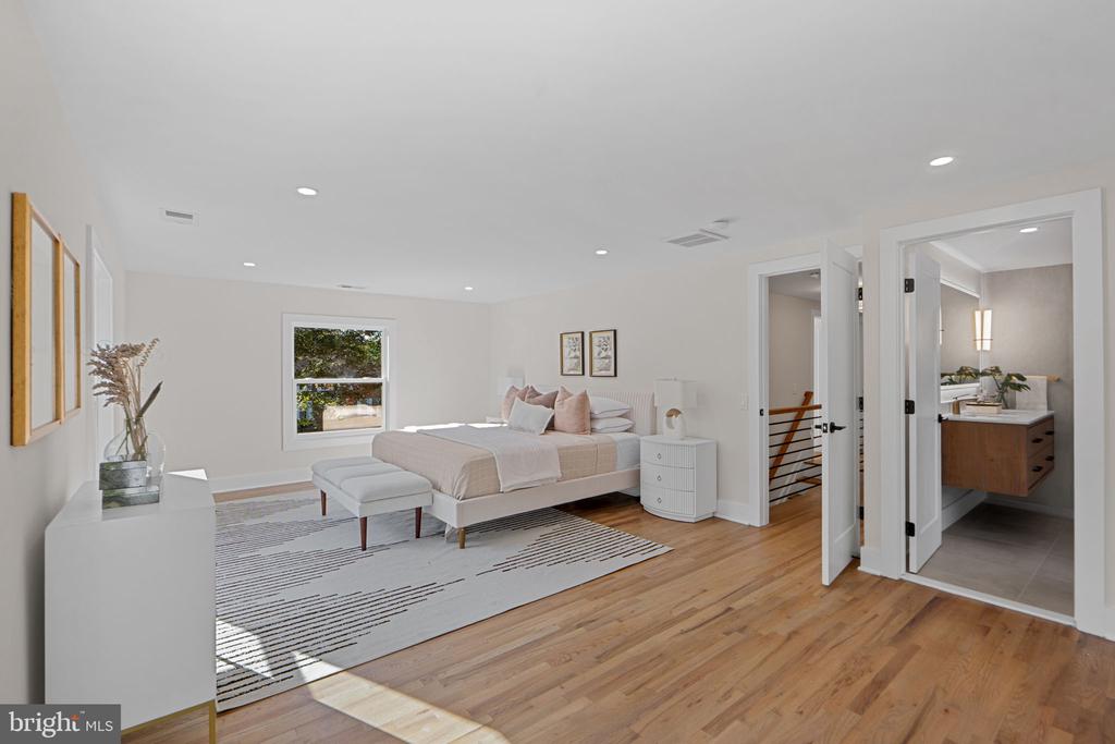 8511 HUNTER CREEK TRAIL