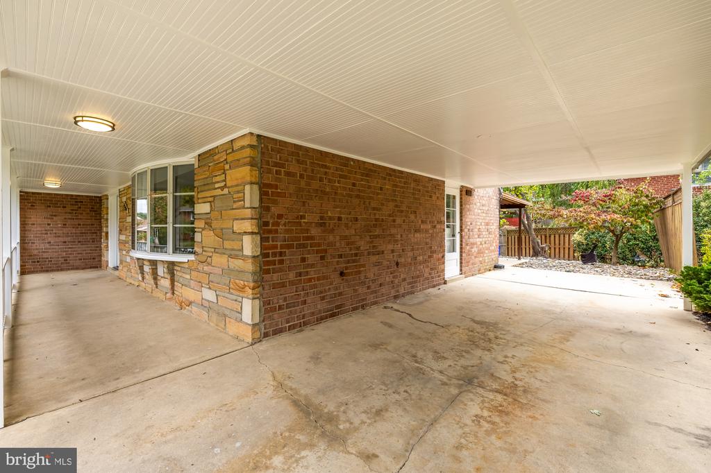 3173 CASTLELEIGH ROAD