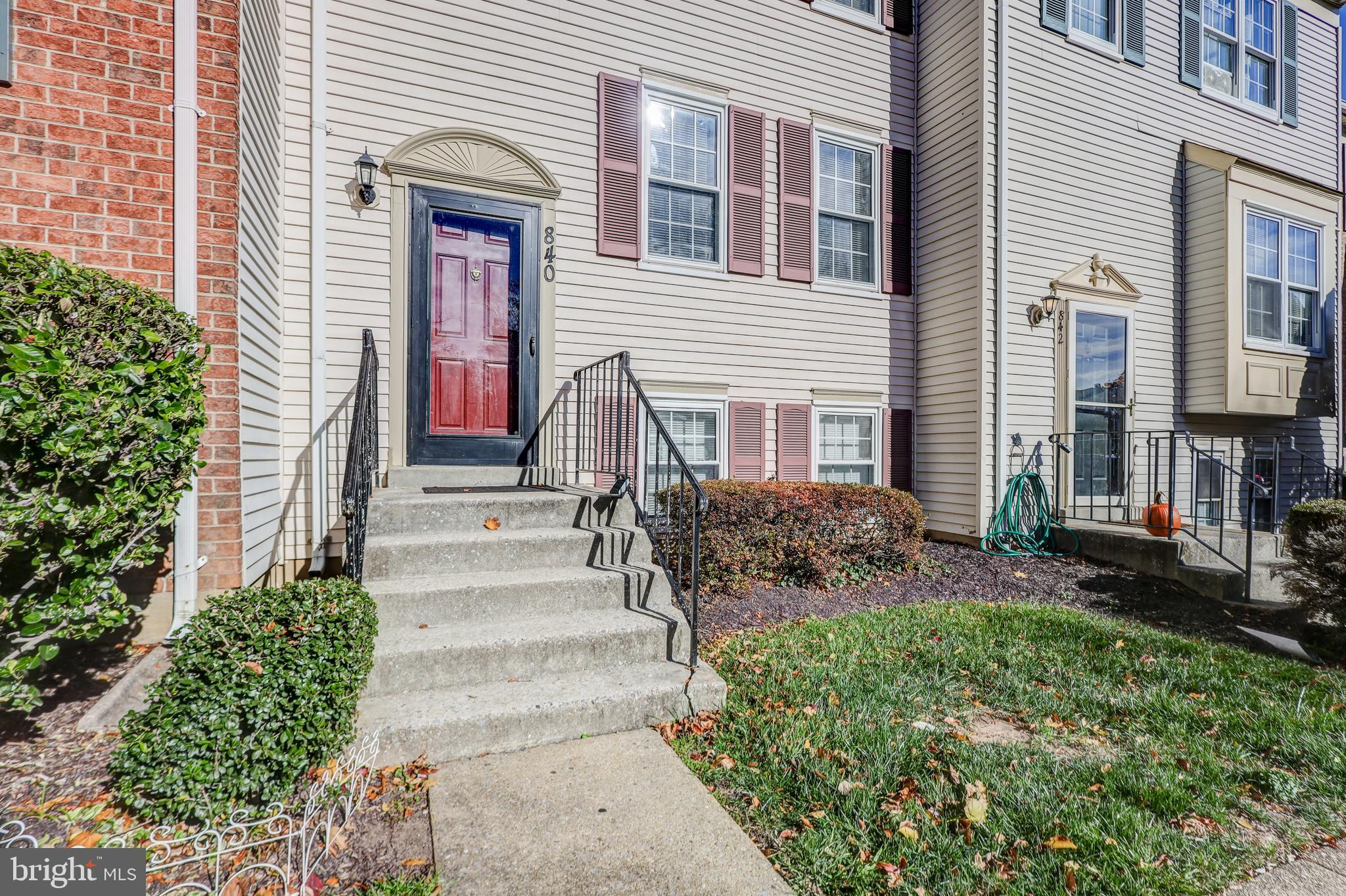 840 IVY LEAGUE LANE 4-22