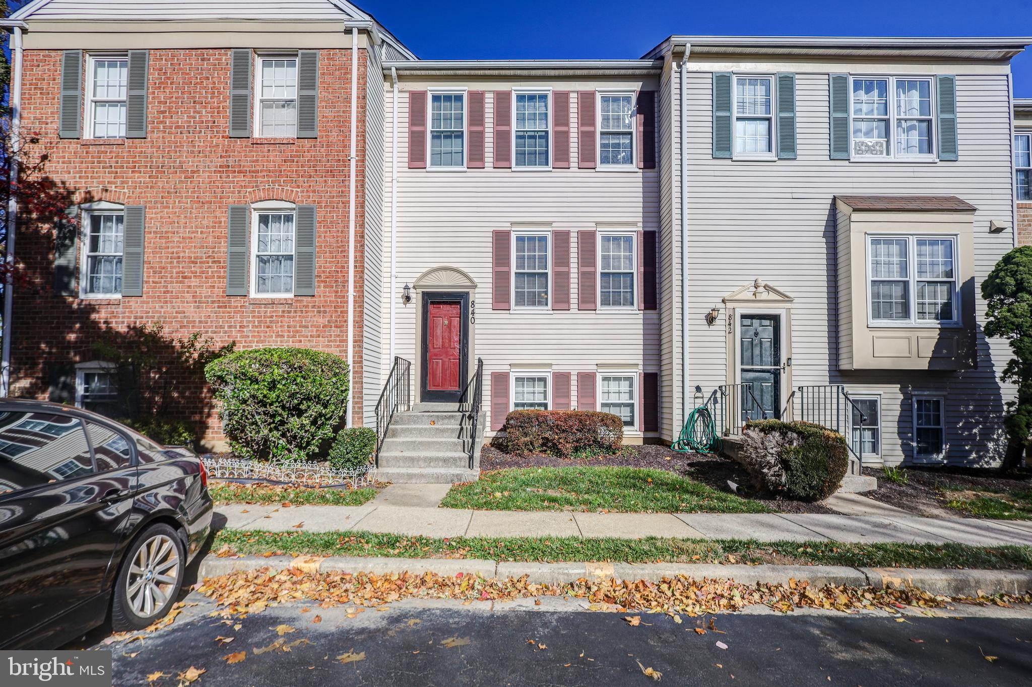 840 IVY LEAGUE LANE 4-22