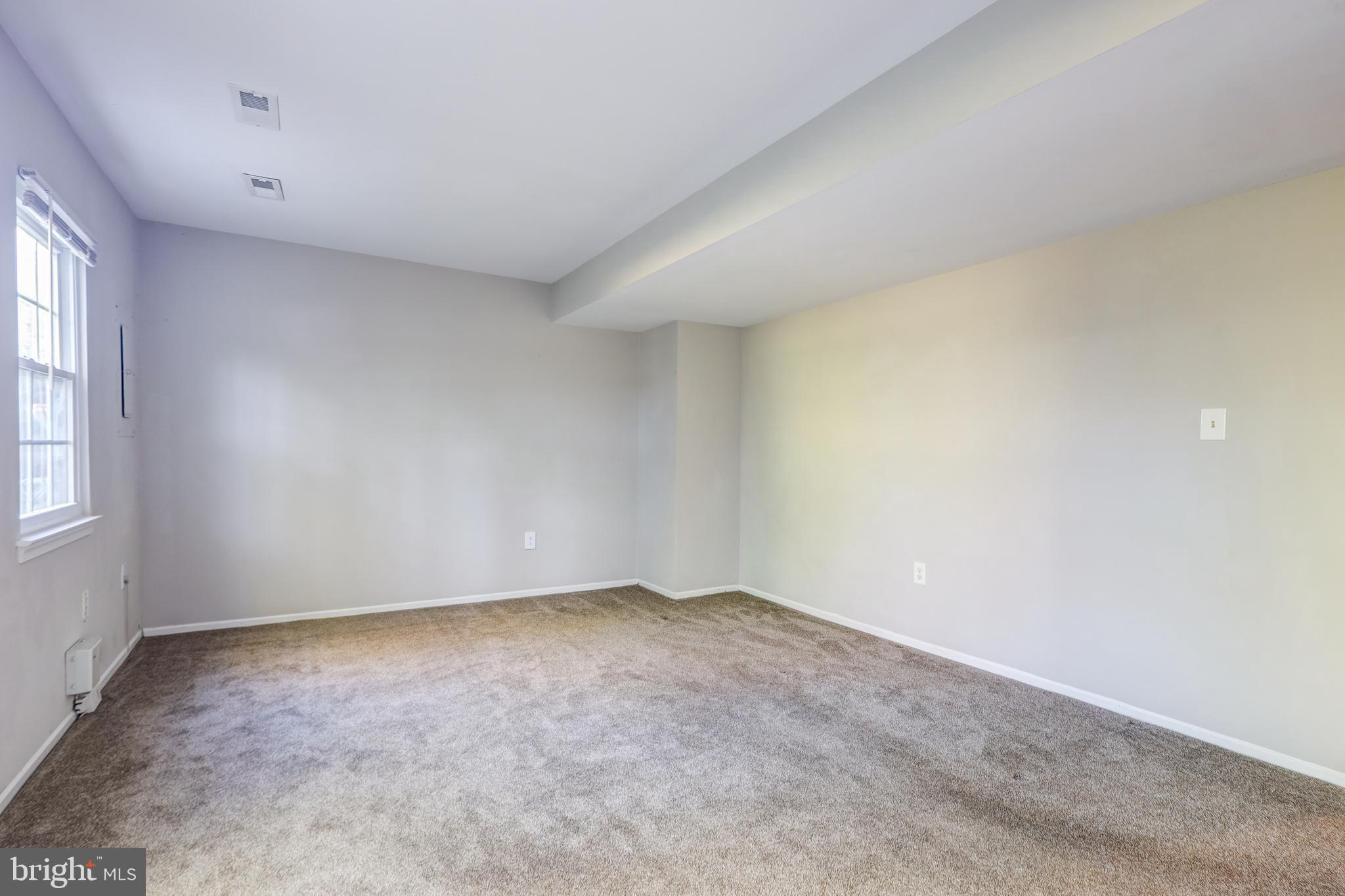 840 IVY LEAGUE LANE 4-22