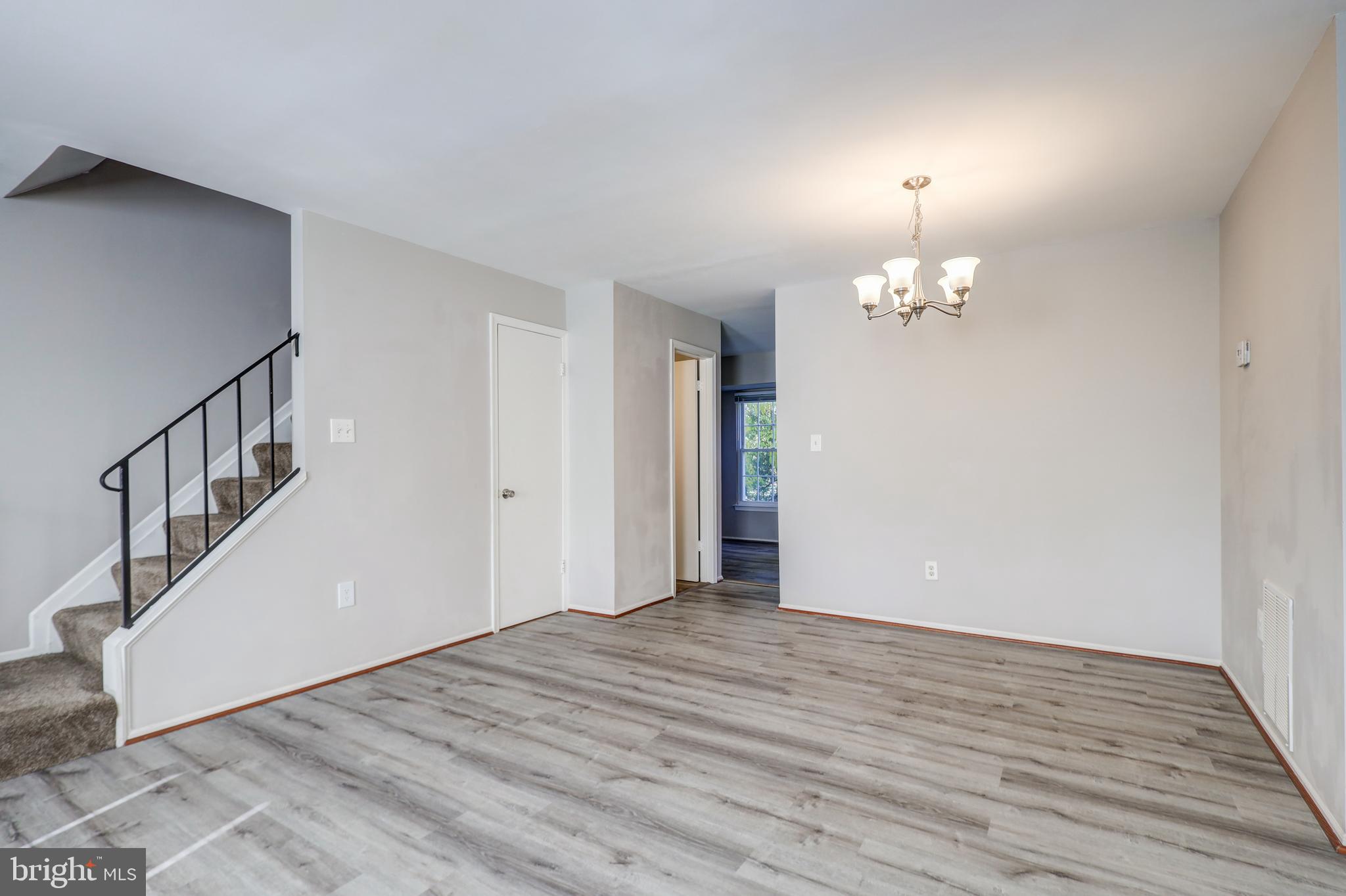 840 IVY LEAGUE LANE 4-22