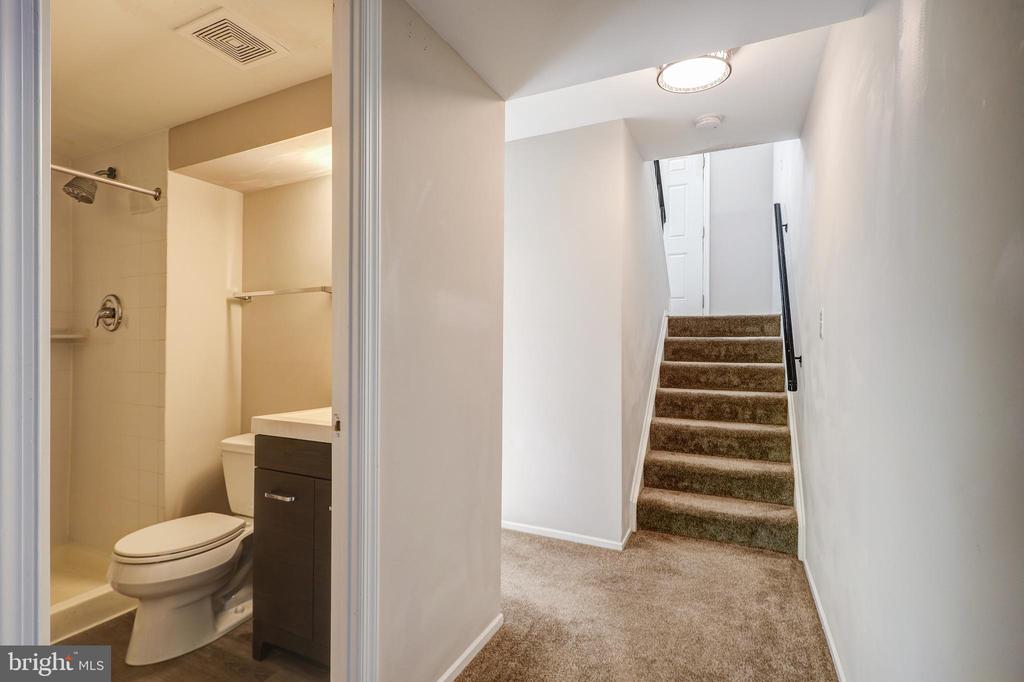 840 IVY LEAGUE LANE 4-22