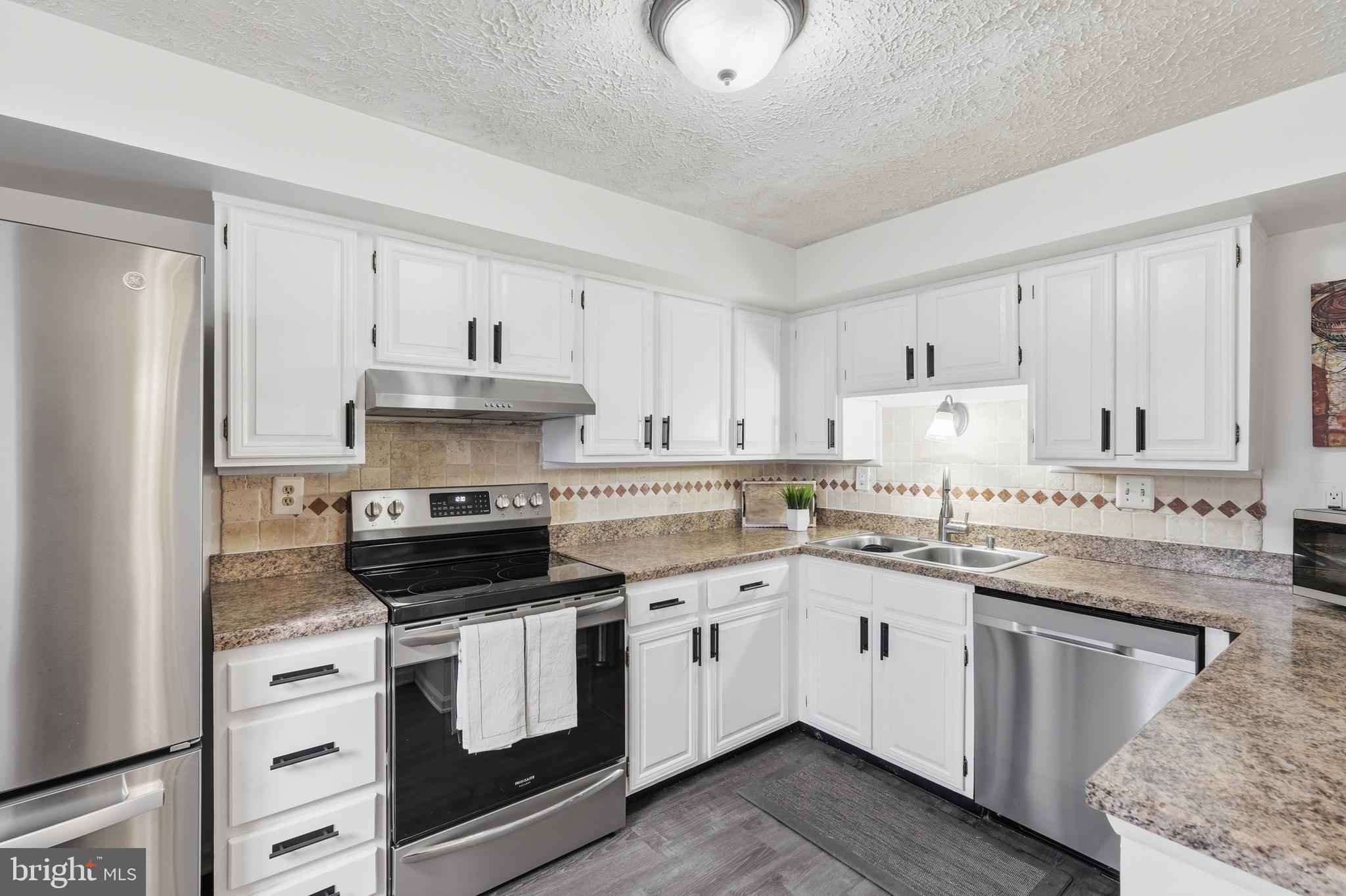 10504 APPLE RIDGE ROAD
