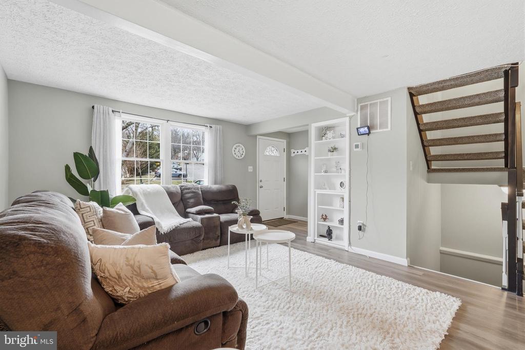 10504 APPLE RIDGE ROAD