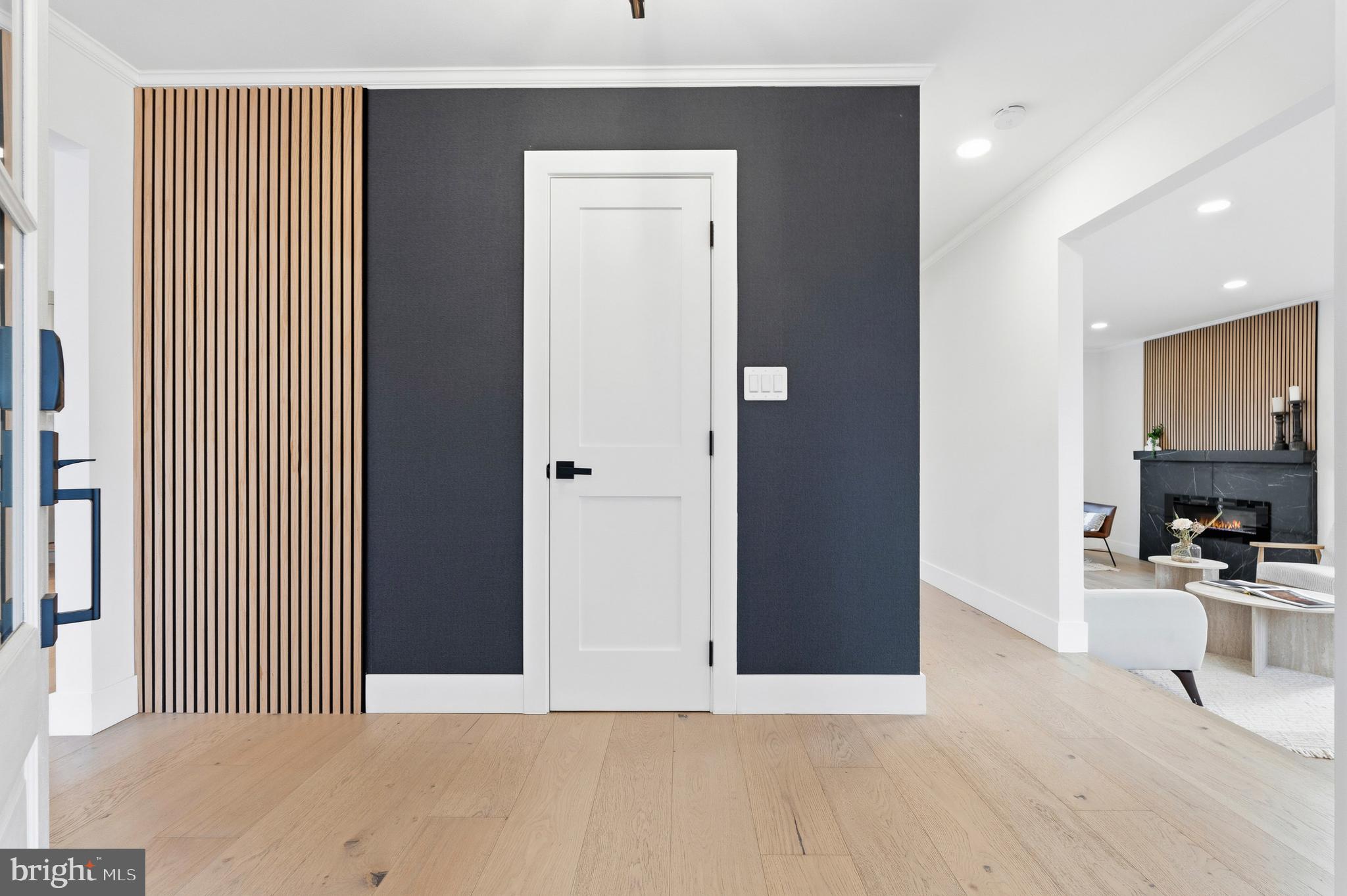 10029 DELLCASTLE ROAD