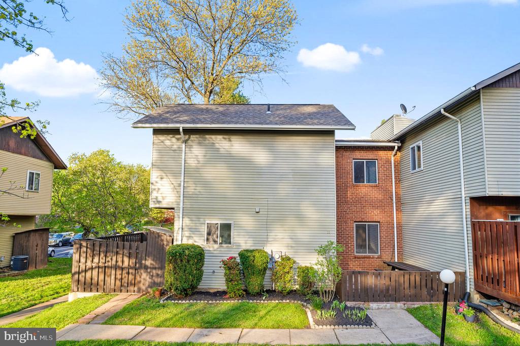 22 BENJI COURT 132