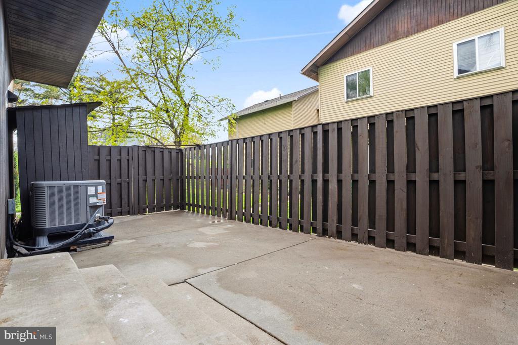 22 BENJI COURT 132