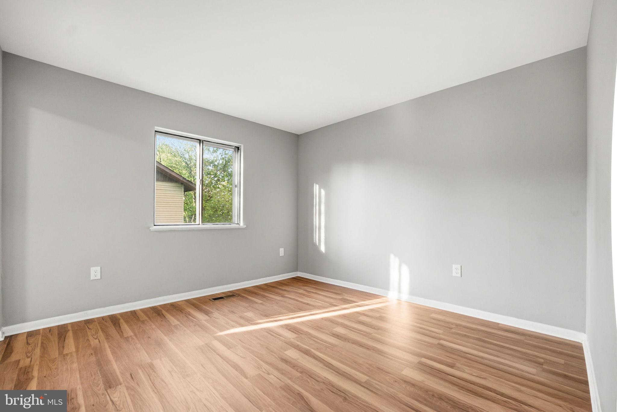 22 BENJI COURT 132
