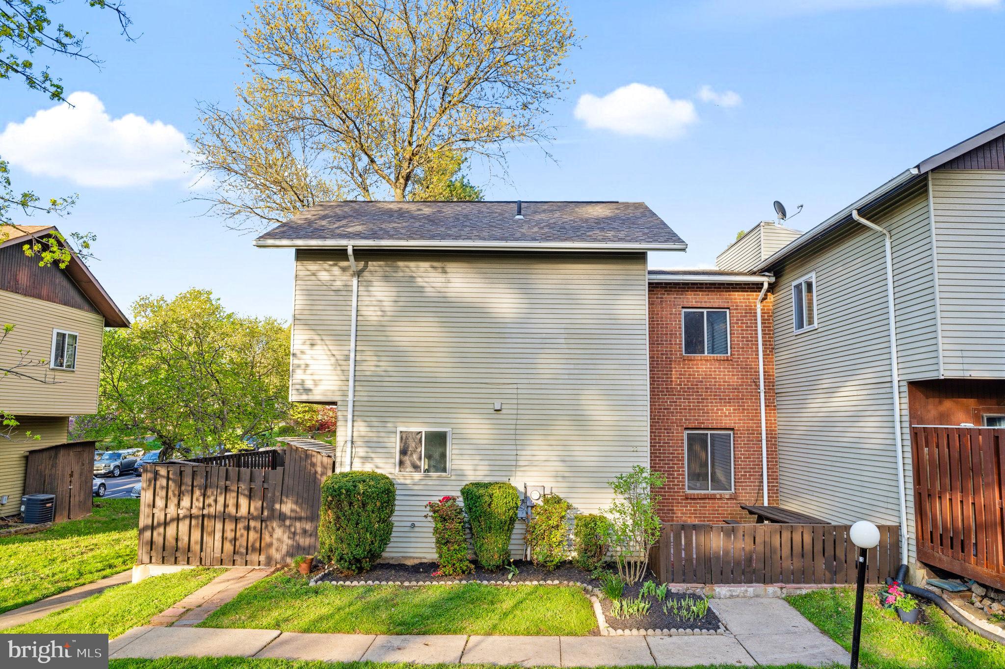 22 BENJI COURT 132