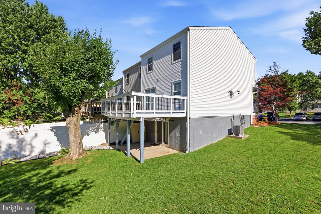 2 BUSH HILL COURT