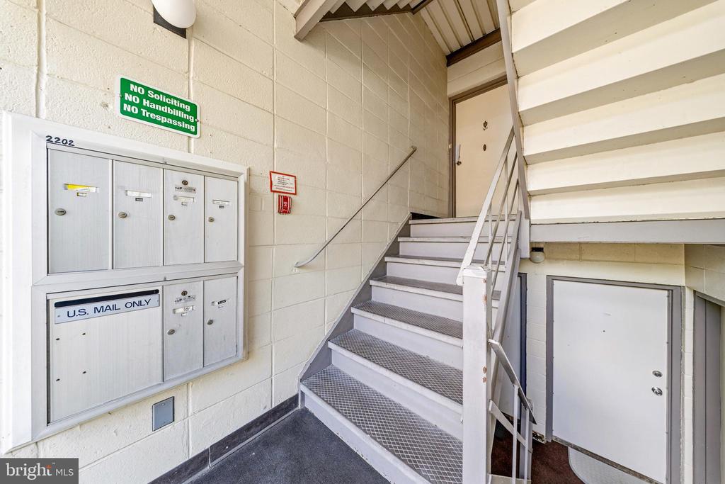 2202 GREENERY LANE Unit: 301-22