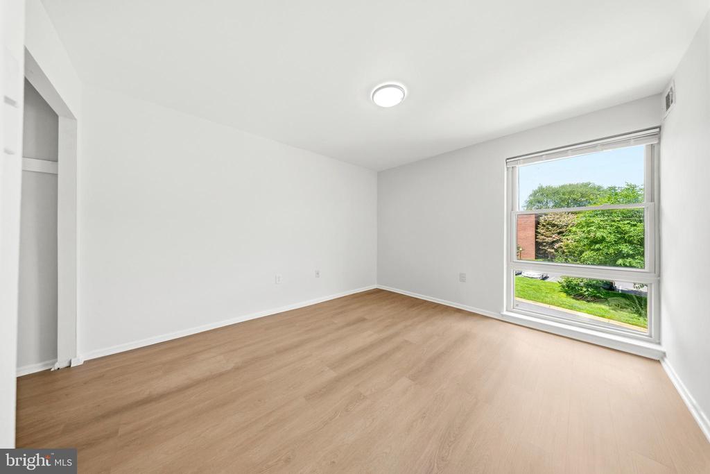 2202 GREENERY LANE Unit: 301-22