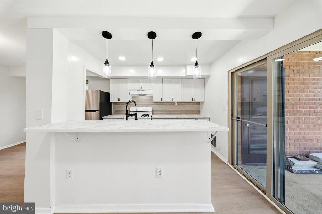 2202 GREENERY LANE Unit: 301-22