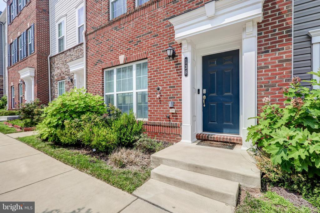 138 GARDEN CAPITAL WAY