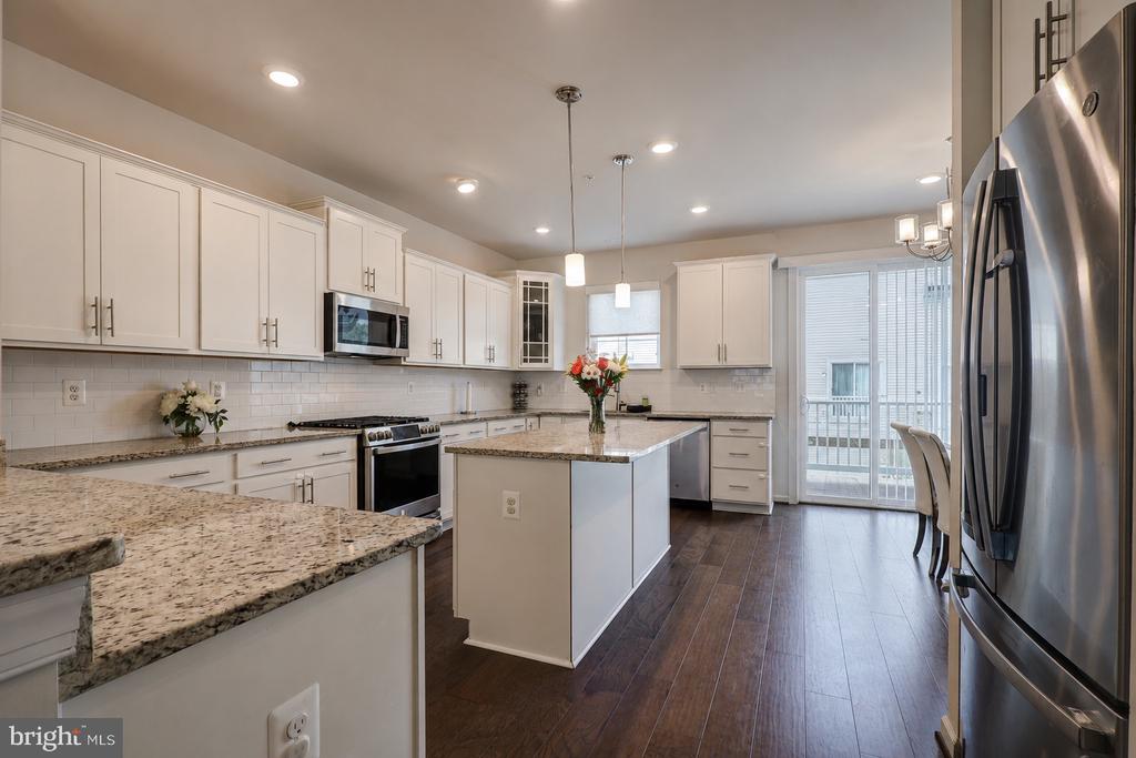 138 GARDEN CAPITAL WAY