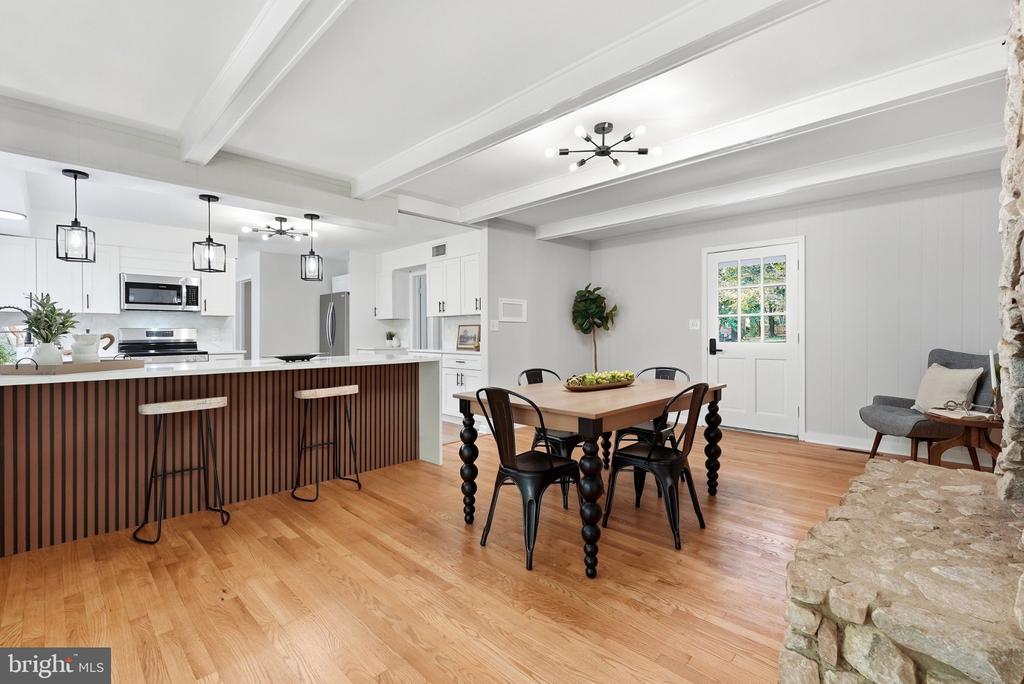 28405 HONEYSUCKLE DRIVE