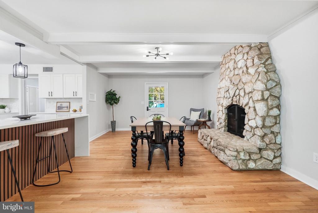 28405 HONEYSUCKLE DRIVE