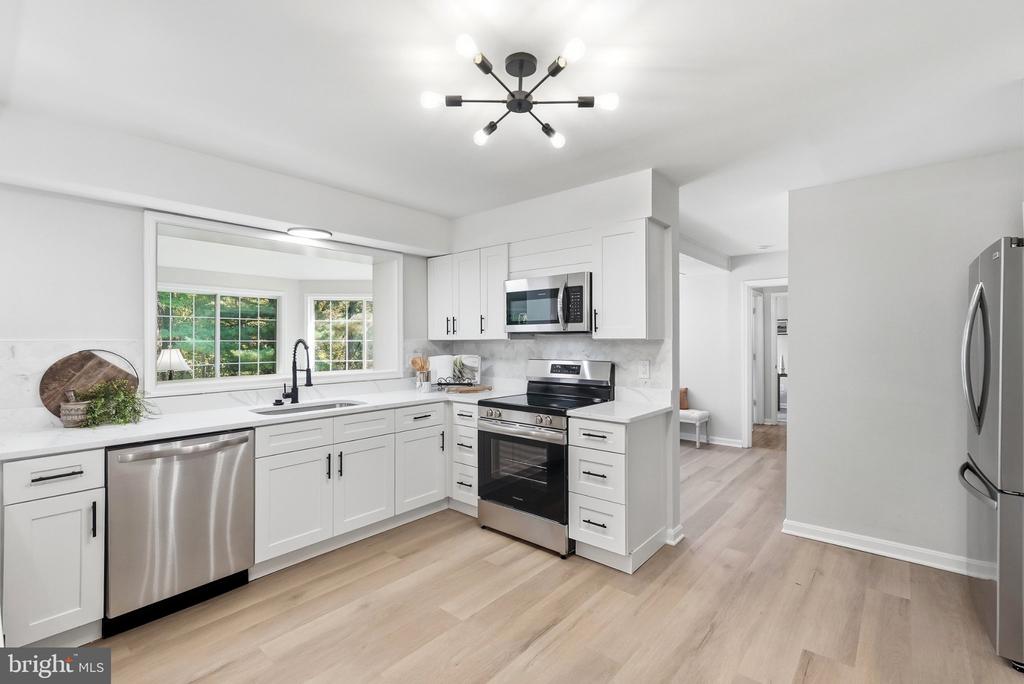 28405 HONEYSUCKLE DRIVE