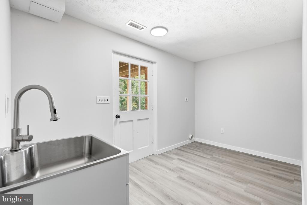 28405 HONEYSUCKLE DRIVE