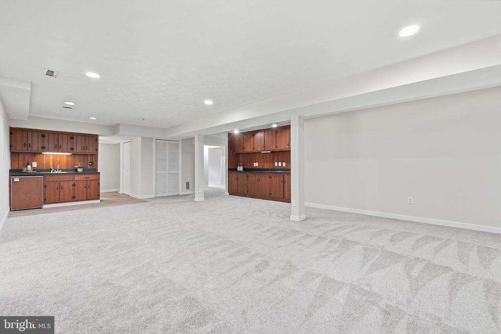 28405 HONEYSUCKLE DRIVE