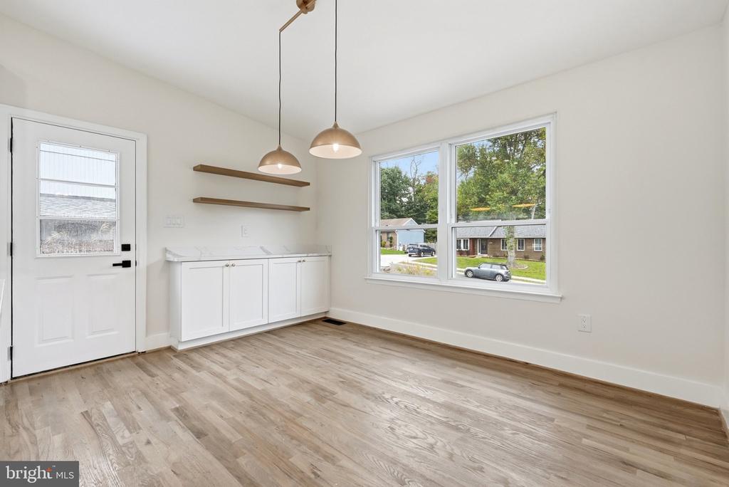 13205 WILTON OAKS DRIVE