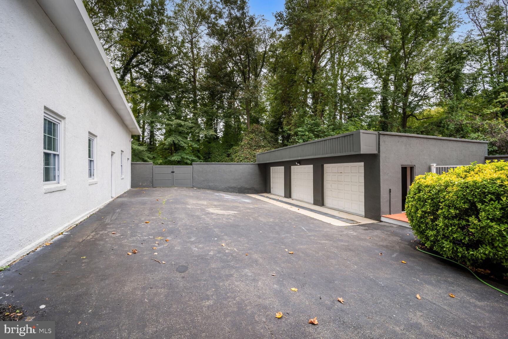 13001 FOREST DRIVE
