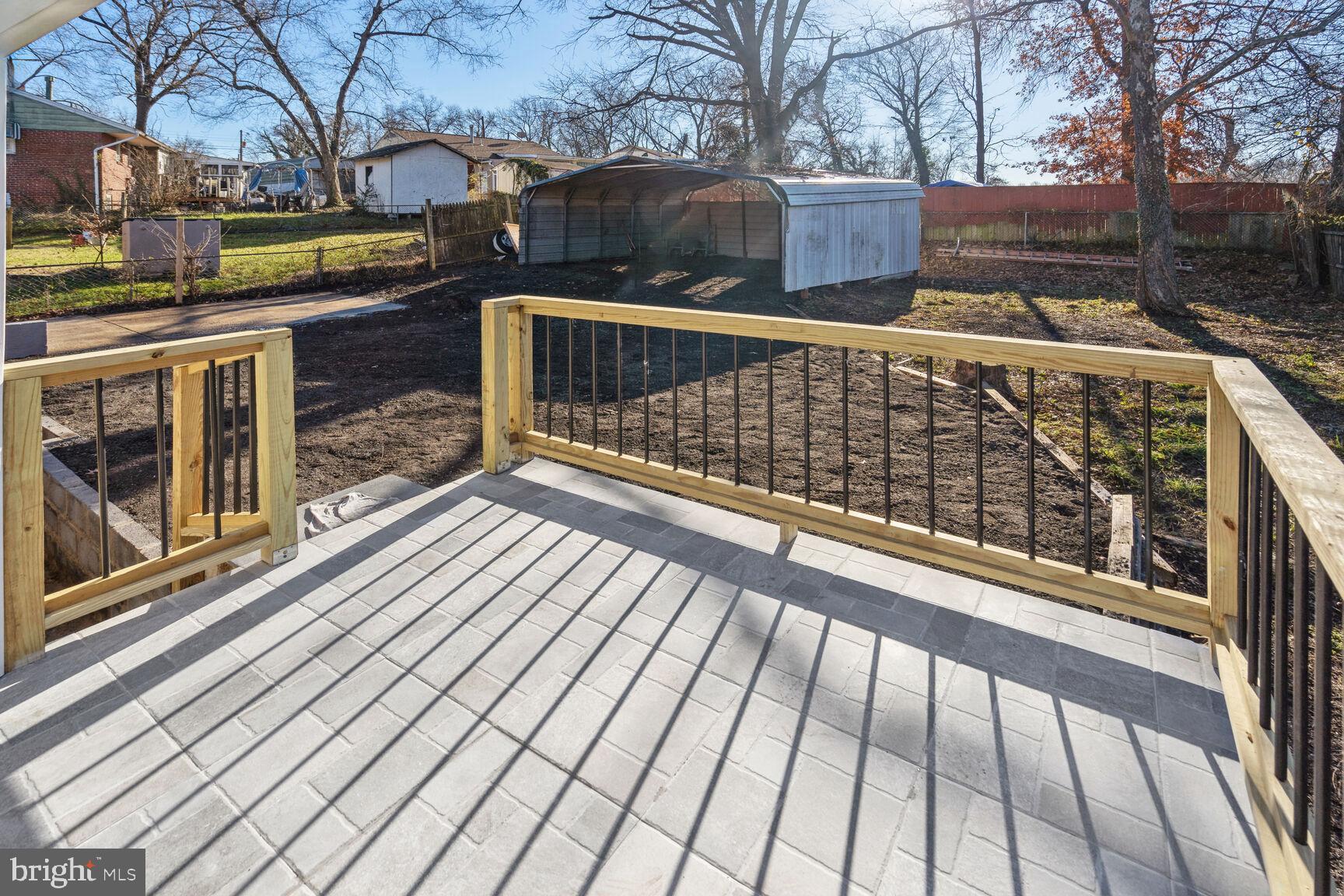 6403 COUNTRY CLUB COURT
