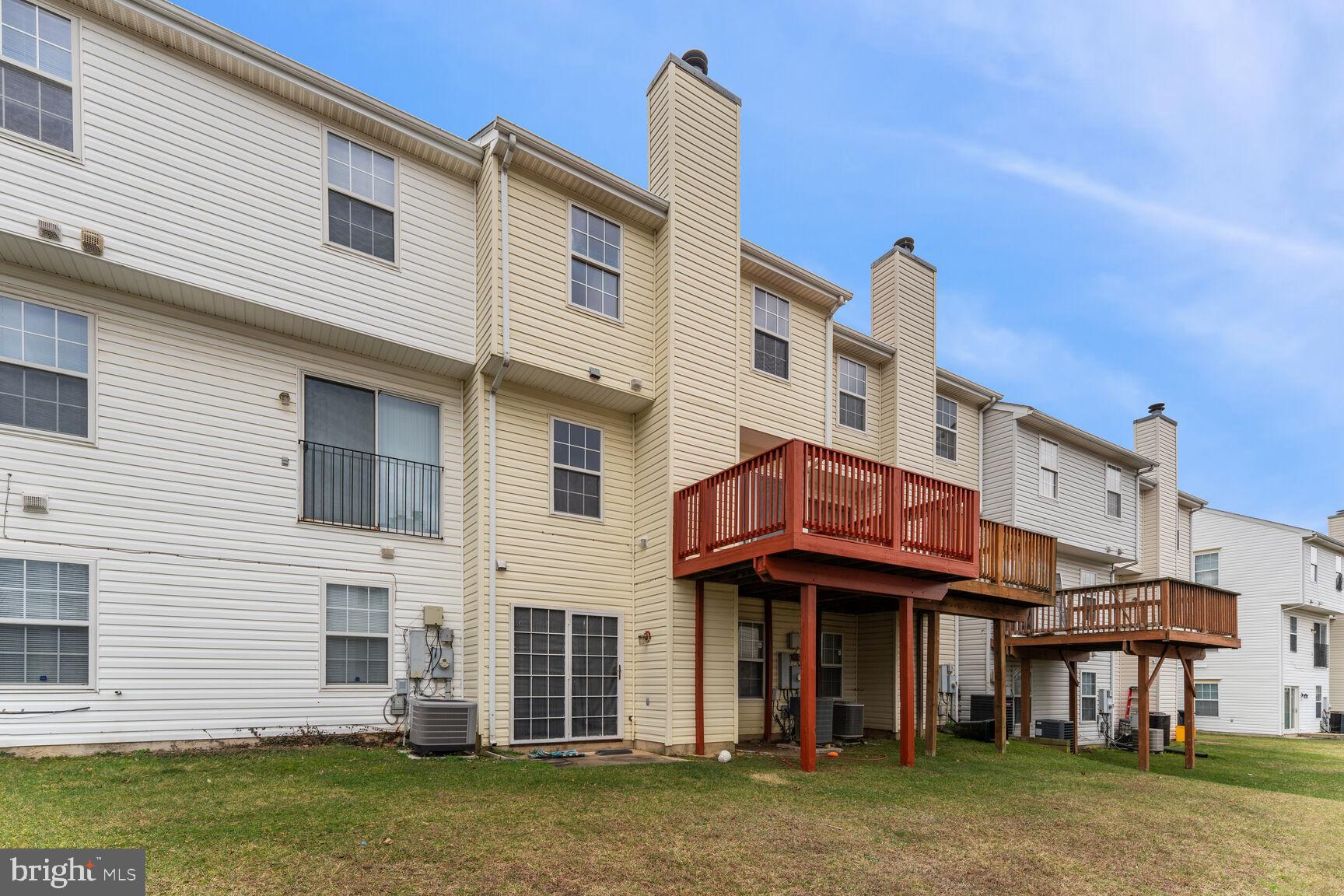 4242 APPLEGATE LANE 6