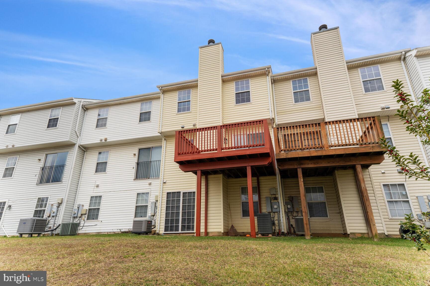 4242 APPLEGATE LANE 6